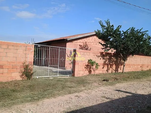Chácara com 1000m² 2 quartos e 1 banheiro, à venda, no bairro Chácara Maracajás em Salto