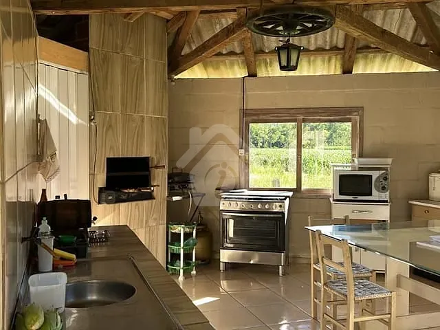 Chácara com 90m² 2 quartos e 1 banheiro, à venda, no bairro Linha Clara em Teutônia