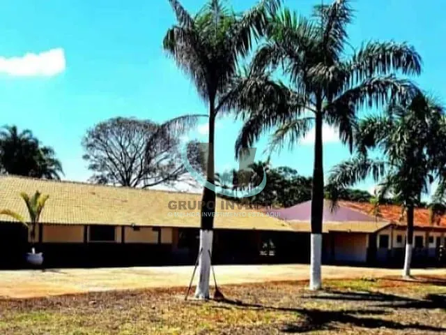 Chácara com 5000m² 15 quartos e 20 banheiros, à venda, no bairro CONDOMÍNIO SATÉLITE em ARARAQUARA