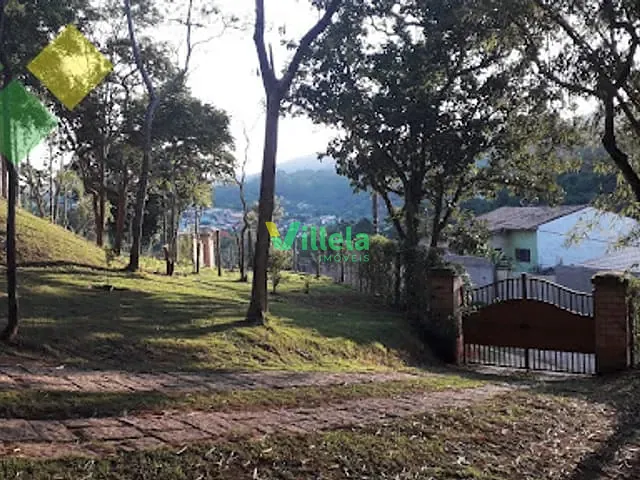 Chácara à venda, no bairro Jardim Aracy em Mogi das Cruzes