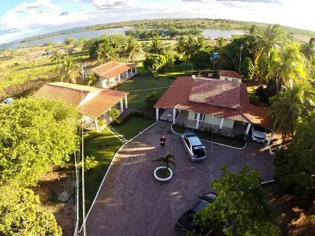 Chácara com 9000m² 2 quartos e 1 banheiro, à venda, no bairro Centro em Glória