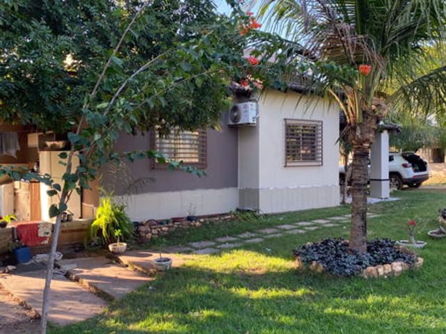 Chácara com 1400m², à venda, no bairro Novo Mundo em Várzea Grande