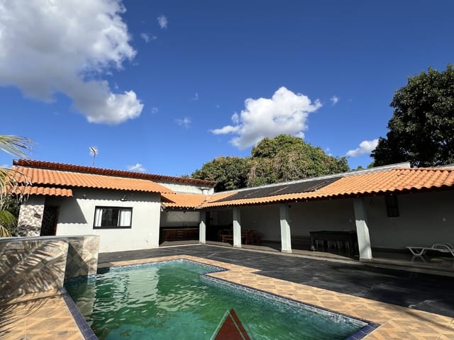 Chácara com 1280m² 3 quartos e 3 banheiros, à venda, no bairro Cristais Paulista em Franca