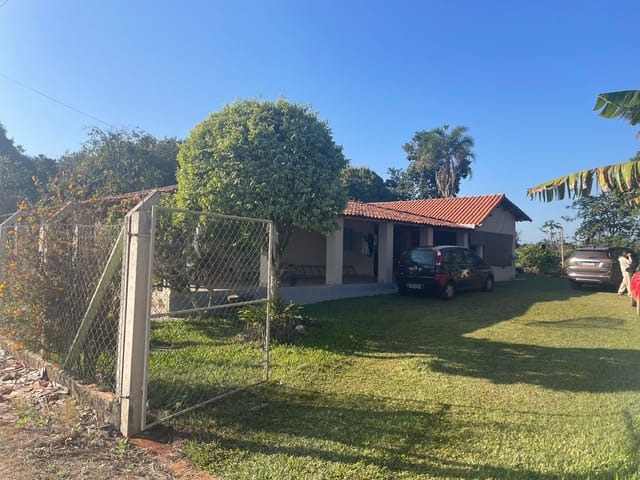 Foto do Chácara - Chácara à venda, 3 dormitórios, 2 banheiros, sala, cozinha e ampla varanda com churrasqueira,- Maristela, São Paulo | Lares e Andares Imóveis
