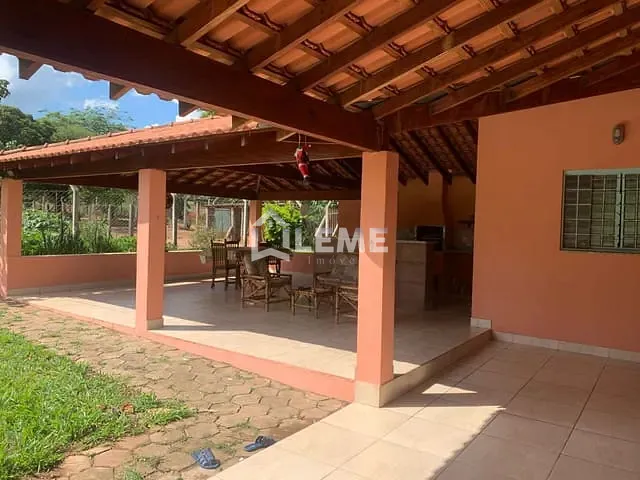Chácara com 1800m² 3 quartos e 2 banheiros, à venda, no bairro Vila Lambari em Mococa