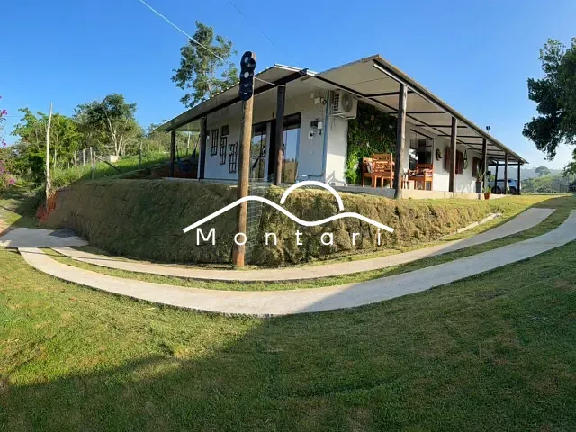 Chácara com 1600m² 4 quartos e 4 banheiros, à venda, no bairro Centro em Dorândia