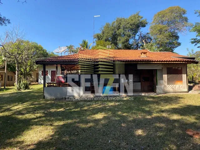 Chácara com 26000m² 2 quartos e 2 banheiros, à venda, no bairro Jardim Pagani em Bauru