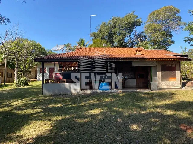 Chácara com 26000m² 2 quartos e 2 banheiros, à venda, no bairro Jardim Pagani em Bauru