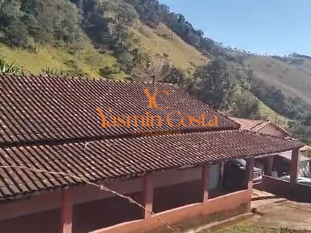 Chácara 5 quartos e 2 banheiros, à venda, no bairro Criciúma em Cambuí