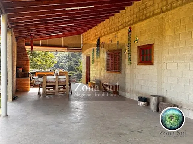 Chácara com 100m² 2 quartos e 1 banheiro, à venda, no bairro Bairro dos Leite em Piedade