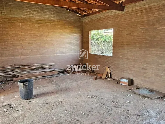 Chácara com 1125m² 5 quartos e 6 banheiros, à venda, no bairro Parque Fazenda Bandeirantes em Piratininga