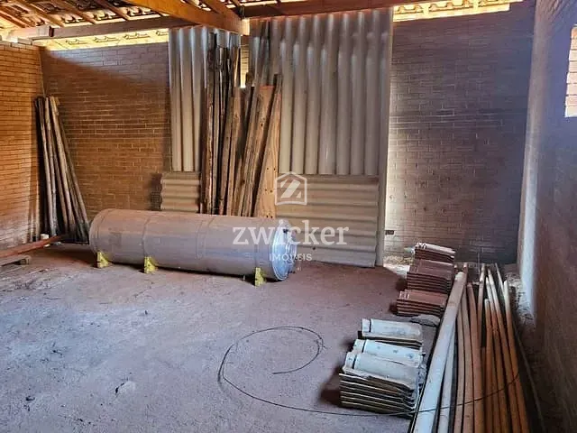 Chácara com 1125m² 5 quartos e 6 banheiros, à venda, no bairro Parque Fazenda Bandeirantes em Piratininga