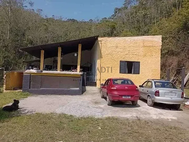 Chácara 2 quartos e 1 banheiro, à venda, no bairro Taiaçupeba em Mogi das Cruzes