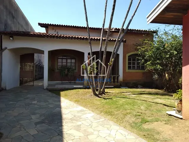 Chácara com 860m² 3 quartos e 3 banheiros, à venda, no bairro Tabaú em Pindamonhangaba