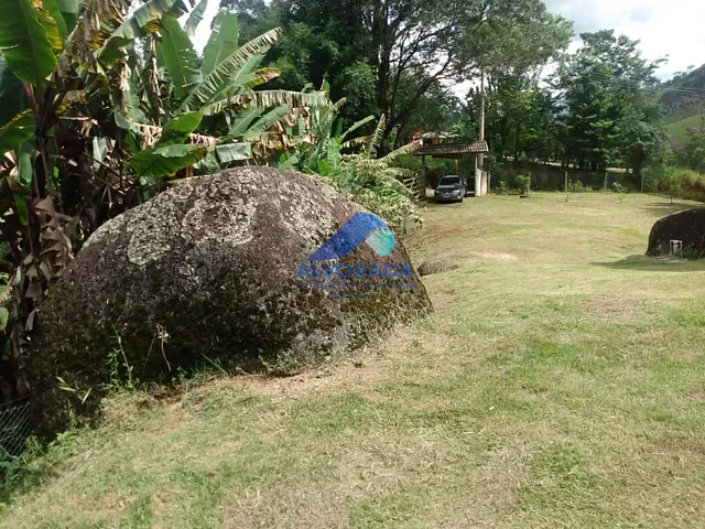 Chácara com 1000m² 3 quartos e 1 banheiro, à venda, no bairro Santa Barbara (São Francisco Xavier) em São José dos Campos
