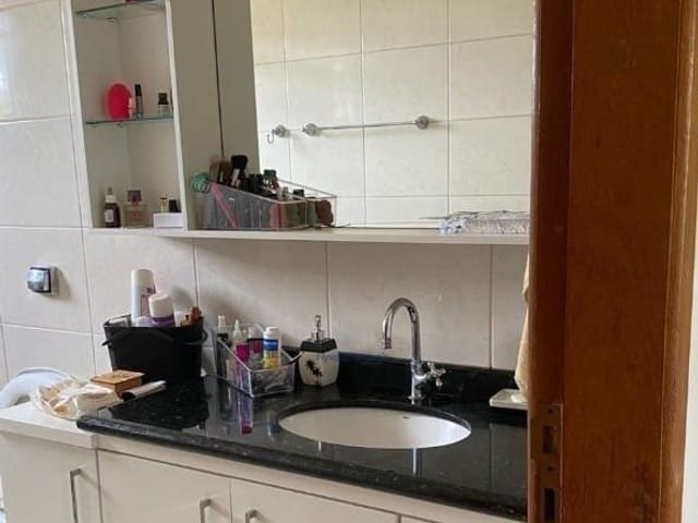 Chácara com 10000m² 2 quartos e 2 banheiros, à venda, no bairro rodovia em Ibiporã