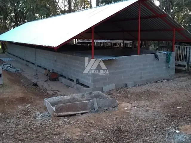 Chácara com 24200m² 1 quarto e 1 banheiro, à venda, no bairro Centro em Guarapuava