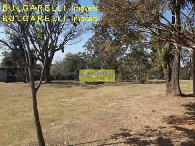 Chácara com 4896m² 4 quartos e 6 banheiros, à venda, no bairro Vale Azul em Jundiaí