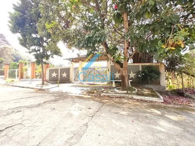 Chácara com 5000m² 6 quartos e 4 banheiros, à venda, no bairro Saboó em São Roque