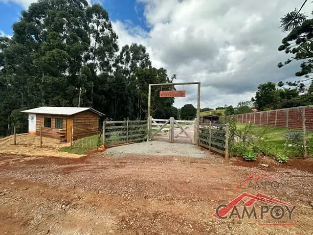Chácara com 4500m² 4 quartos e 2 banheiros, à venda, no bairro Área Rural de Apucarana em São Domingos
