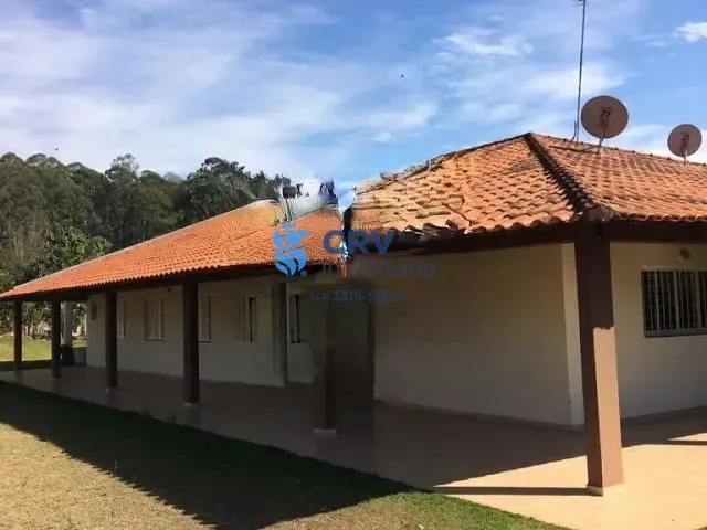 Chácara com 3m² 3 quartos e 2 banheiros, para alugar, no bairro Gleba Ribeirão Cafezal em Londrina