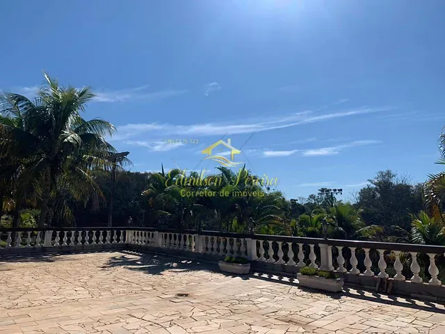 Chácara com 2500m² 1 quarto e 2 banheiros, à venda, no bairro Jardim Santa Adelaide em Cambé