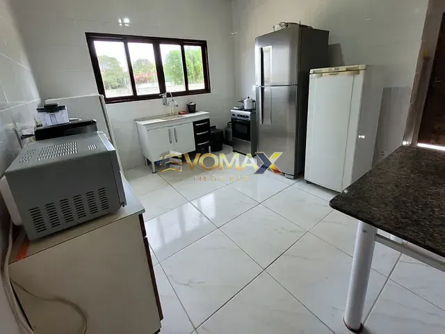 Chácara com 1000m² 4 quartos e 4 banheiros, à venda, no bairro Condomínio Residencial Pinheiros do Lago em Alambari
