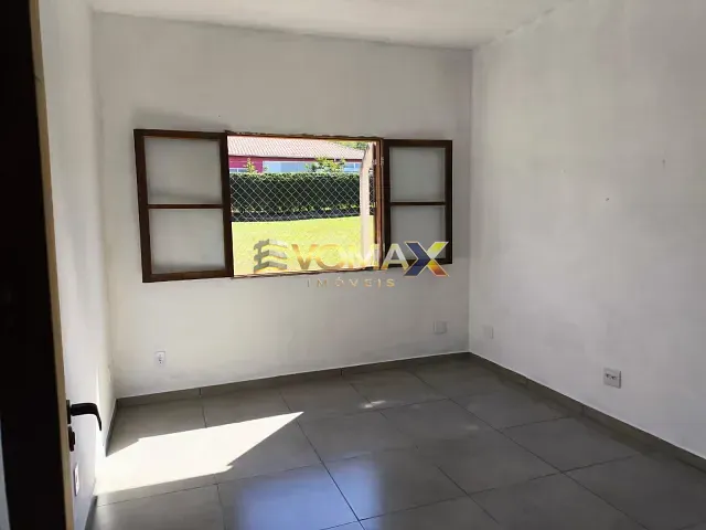 Chácara com 1000m² 4 quartos e 4 banheiros, à venda, no bairro Condomínio Residencial Pinheiros do Lago em Alambari
