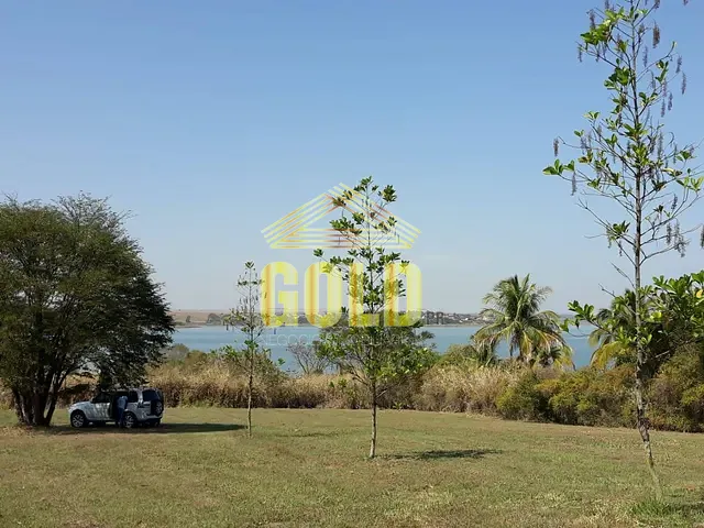Chácara com 3040m², à venda, no bairro ZONA  RURAL em Porecatu