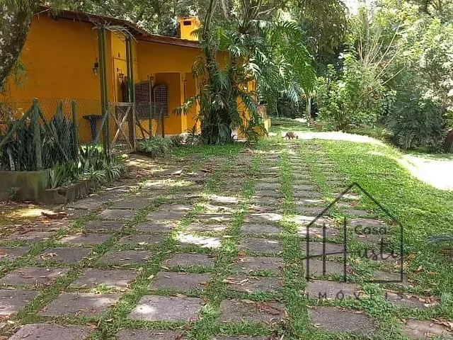 Chácara com 8000m² 3 quartos e 3 banheiros, à venda, no bairro Jardim Caiapiá em Cotia