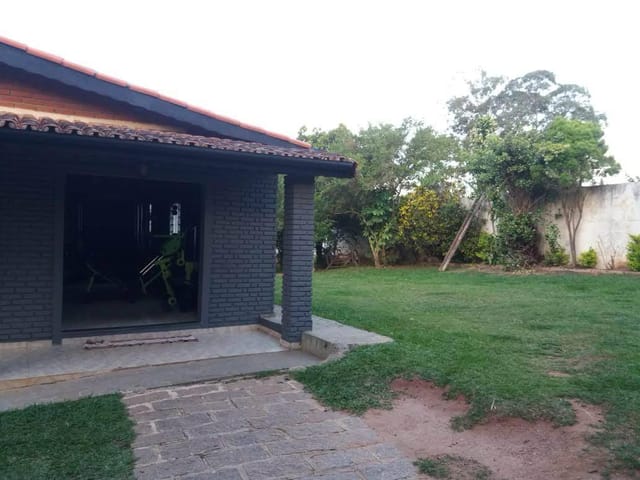 Chácara com 800m² 3 quartos e 3 banheiros, à venda, no bairro Monterrey em Louveira
