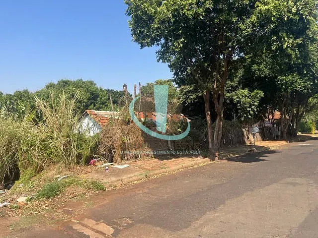 Chácara com 3042m² 2 quartos e 1 banheiro, à venda, no bairro JARDIM DO CARMO em ARARAQUARA