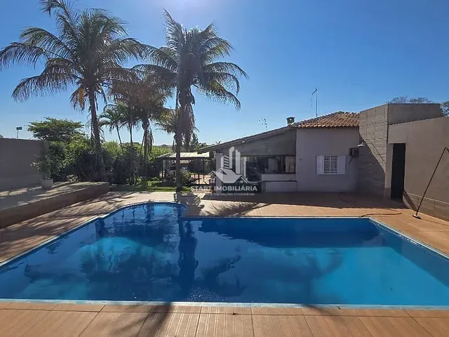 Chácara com 250m² 4 quartos e 2 banheiros, à venda, no bairro Pederneiras em Pederneiras