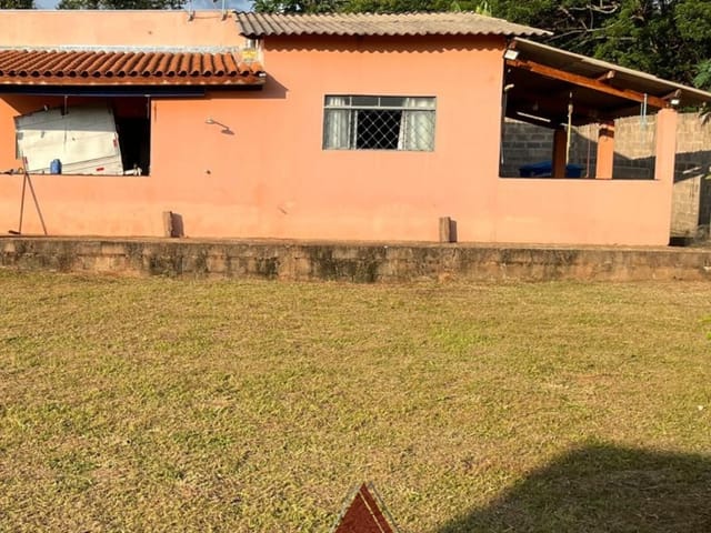 Chácara 2 quartos e 2 banheiros, à venda, no bairro Restinga em Restinga
