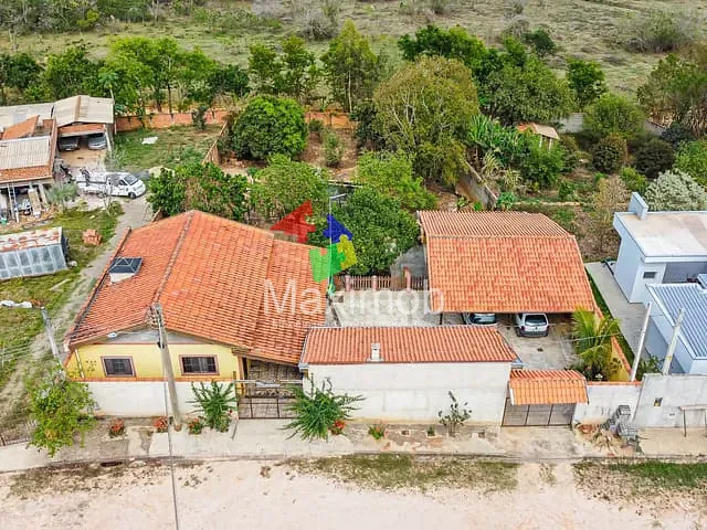 Chácara com 1360m² 2 quartos e 2 banheiros, à venda, no bairro Chácaras Bica d'Água em Itapira