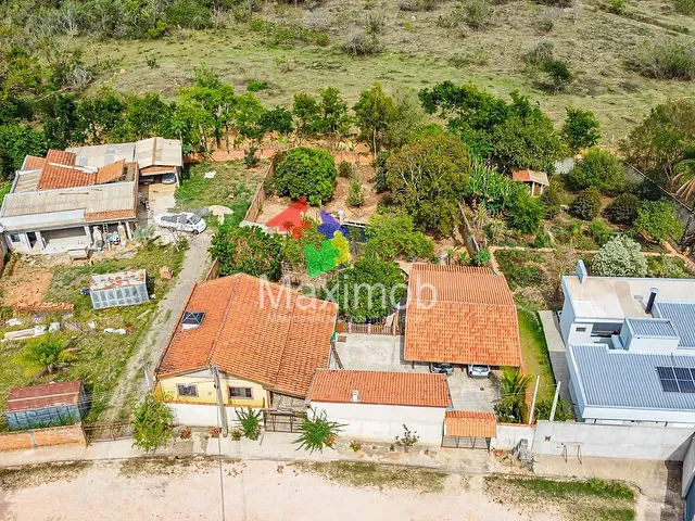 Chácara com 1360m² 2 quartos e 2 banheiros, à venda, no bairro Chácaras Bica d'Água em Itapira