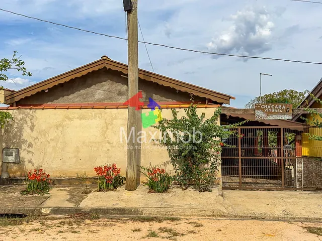 Chácara com 1360m² 2 quartos e 2 banheiros, à venda, no bairro Chácaras Bica d'Água em Itapira