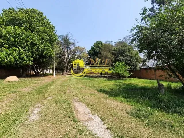 Chácara com 2500m² 2 quartos e 2 banheiros, à venda, no bairro Chácara Santos Dumont em Campinas