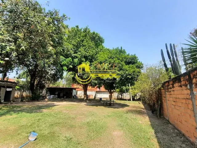 Chácara com 2500m² 2 quartos e 2 banheiros, à venda, no bairro Chácara Santos Dumont em Campinas