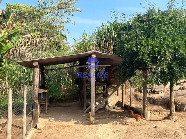 Chácara com 16000m² 3 quartos e 2 banheiros, à venda, no bairro Distrito Industrial em Botucatu