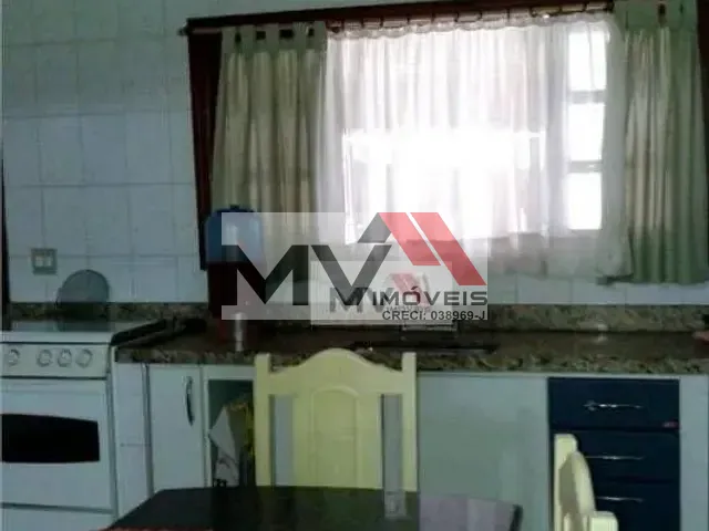 Chácara com 1800m² 3 quartos e 4 banheiros, à venda, no bairro Loteamento Chácaras Vale das Garças em Campinas
