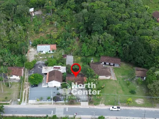Chácara com 2016m² 3 quartos e 2 banheiros, à venda, no bairro Pinheiros em Balneário Barra do Sul