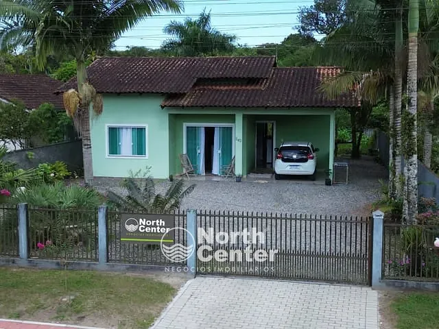 Chácara com 2016m² 3 quartos e 2 banheiros, à venda, no bairro Pinheiros em Balneário Barra do Sul