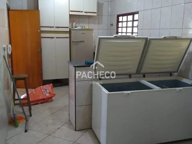 Chácara com 5000m² 3 quartos e 1 banheiro, à venda, no bairro Centro em Limeira