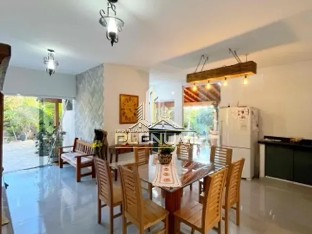 Chácara com 1050m² 4 quartos e 4 banheiros, à venda, no bairro Centro em Ipeúna