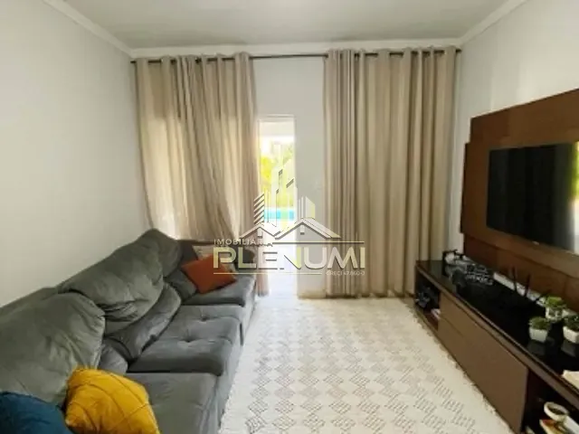Chácara com 1050m² 4 quartos e 4 banheiros, à venda, no bairro Centro em Ipeúna