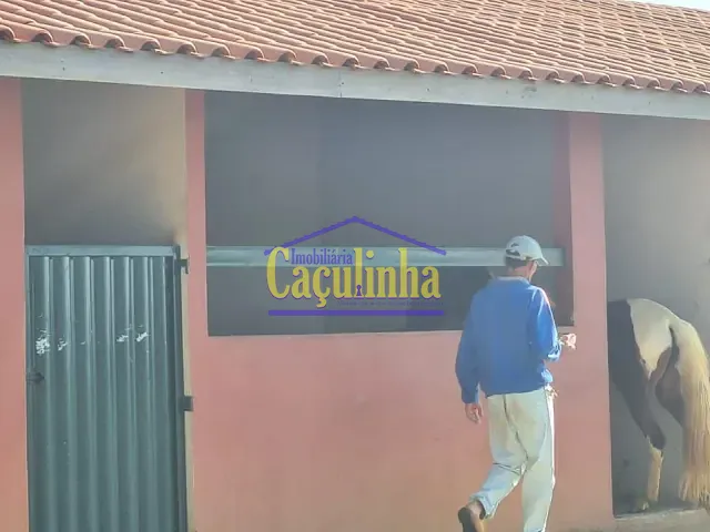 Chácara com 3500m², à venda, no bairro Ipiabas em Barra do Piraí