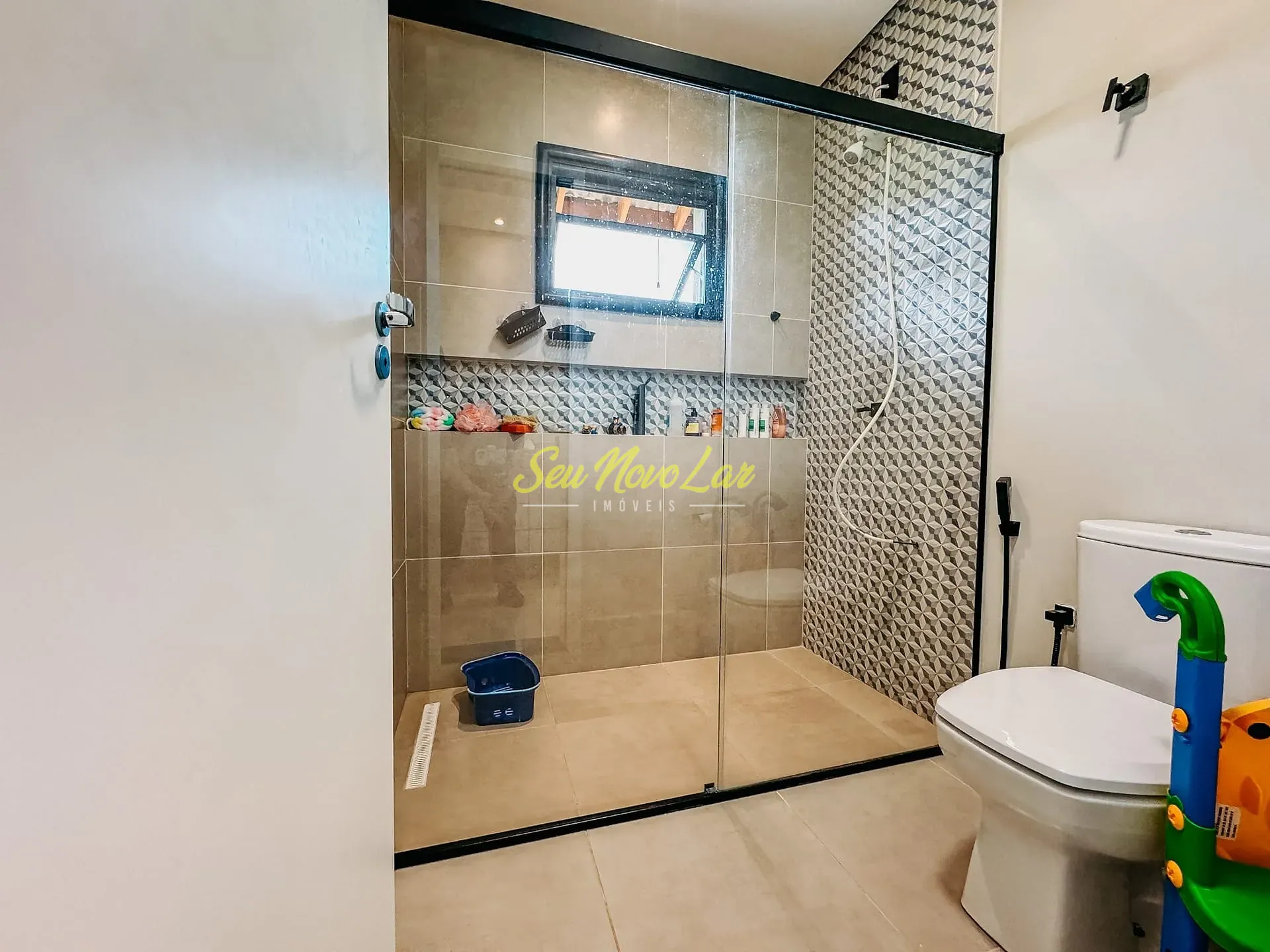 Chácara, 4 quartos, 1000 m² - Foto 13