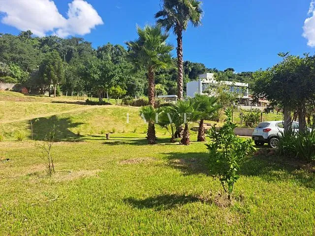 Chácara com 3695m², à venda, no bairro Estância Cabral em Cambé
