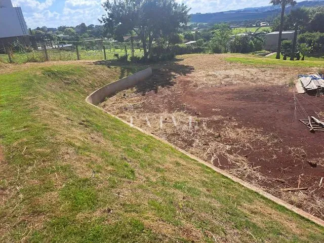 Chácara com 3695m², à venda, no bairro Estância Cabral em Cambé